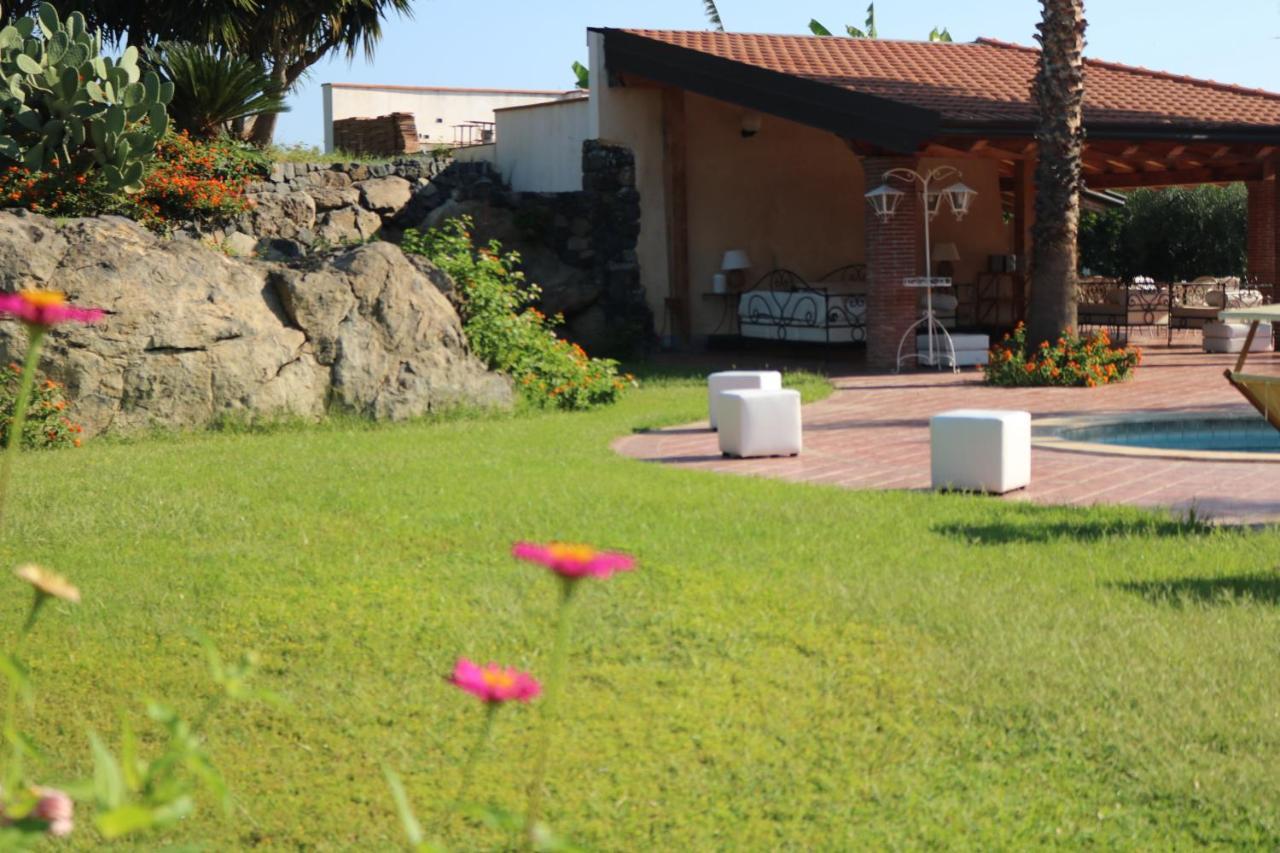 Villa Delle Palme Ачитреца Екстериор снимка