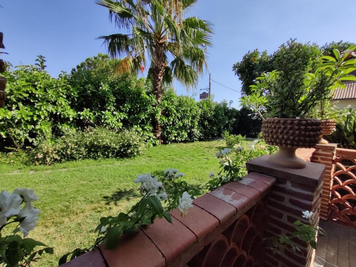 Villa Delle Palme Ачитреца Екстериор снимка