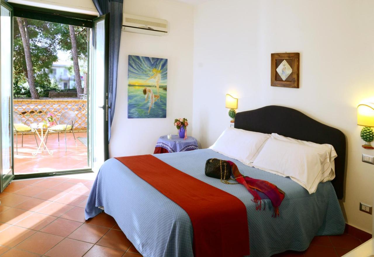 Villa Delle Palme Ачитреца Екстериор снимка